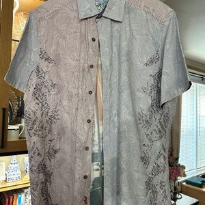 Robert Graham S/S Limited Edition Embroidered X-Large